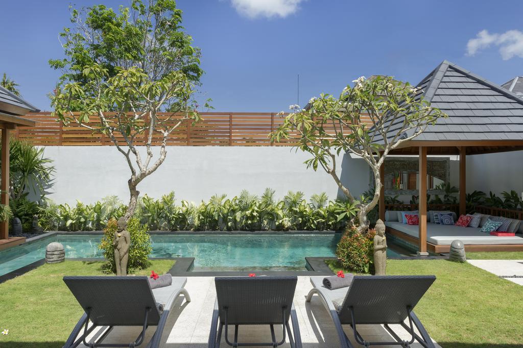 Villa Sanook *